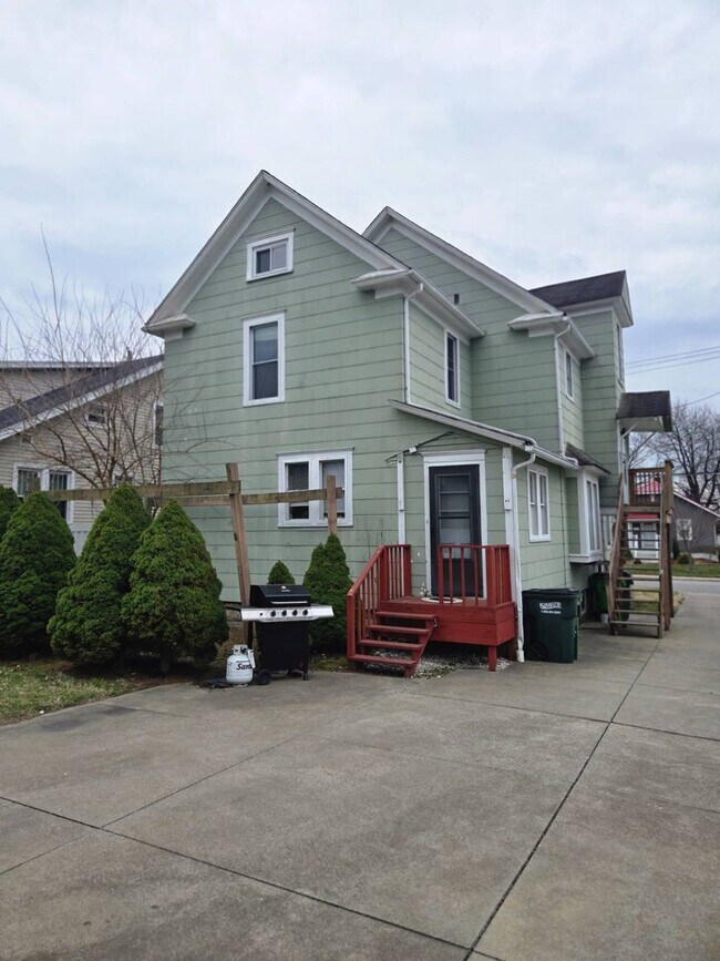 Photo - 245 E Ford Ave Unit 2