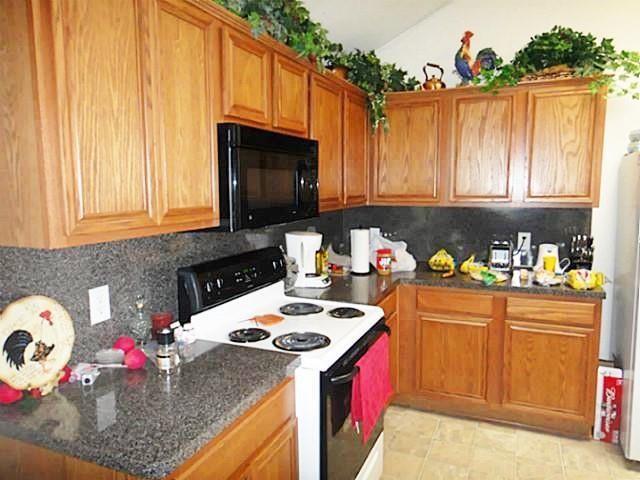 Photo - 518 Niagara Falls Dr