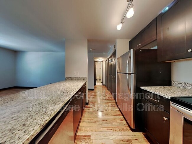 Building Photo - 517 Veritas St Unit Apt. 8