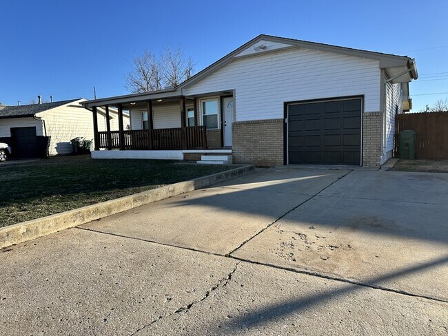 Photo - 202 Dianna Dr