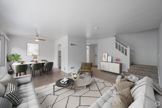 Building Photo - Hillsdale Garden Rental
