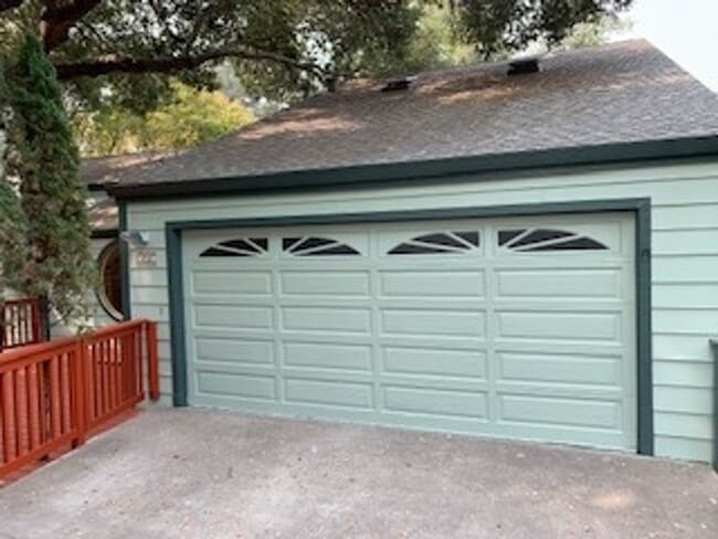 Photo - 4 Bedroom 2.5 Bath  with loft ,office, and sauna