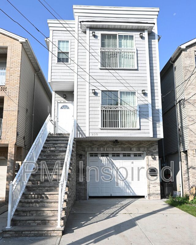 Photo - 230 Port Ave Rental