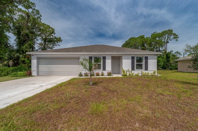 Building Photo - Bright & Spacious 3 Bedroom, 2 Bathroom Home with 2-Car Garage