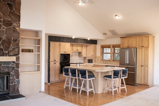 Photo - Custom home in Southwest Reno, 3 Bedrooms, 2 Bathrooms, Large Garage