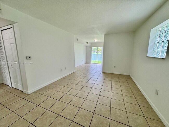 Photo - 2920 SE 13th Ave Unit 106-51