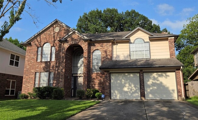 Building Photo - 231 Needleleaf Ln