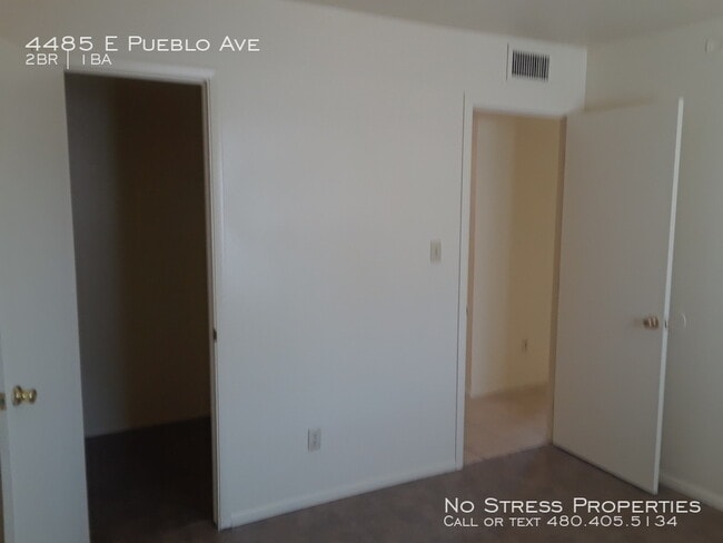 Photo - 2 Bed Condo off 44th St and Broadway!