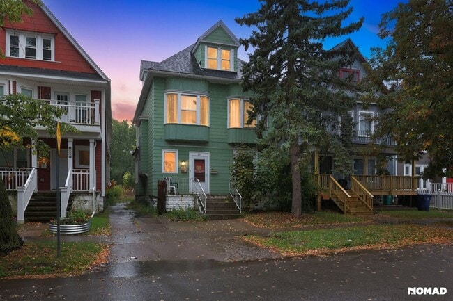 Photo - 235 Potomac Ave