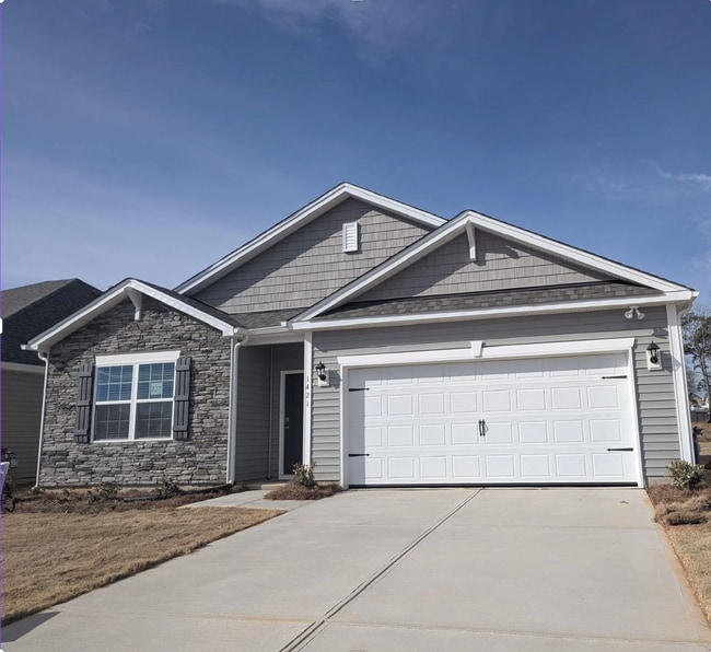 Building Photo - 1421 6th St NE