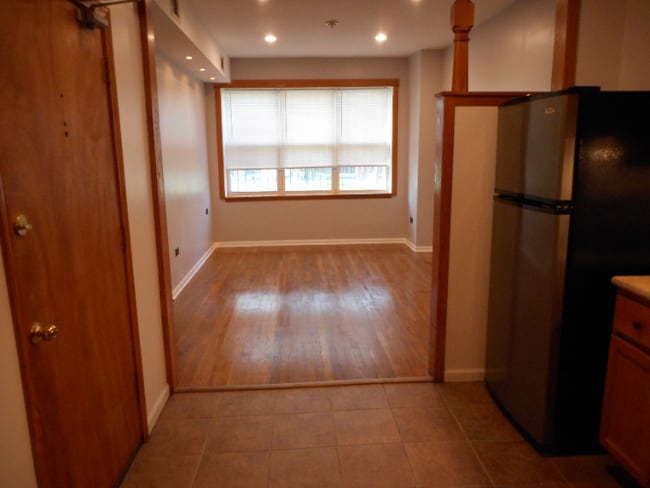 Photo - 4618 W Jackson Blvd Unit 4618 jackson