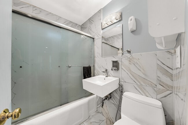 Photo - 8709 Callie Ave Casa