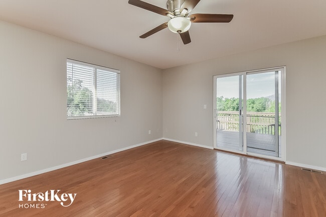 Photo - 5322 Bradley Cir