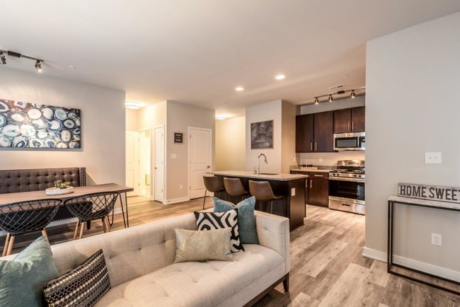 Building Photo - The Reserve at South Ridge Phase l Rental