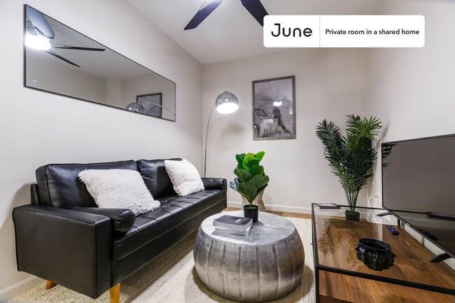 Photo - Room in Shared 3 bed/1 bath home Unit C