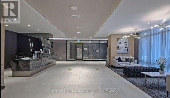 Photo - 621 Sheppard Ave E Unité 305