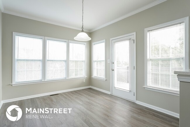 Photo - 203 Majestic Oak Dr