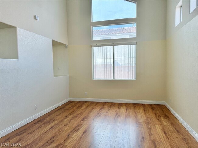 Photo - 8638 White River Dr