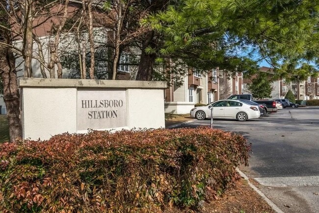 Building Photo - 262 Hillsboro Pl Unit 262 Rental