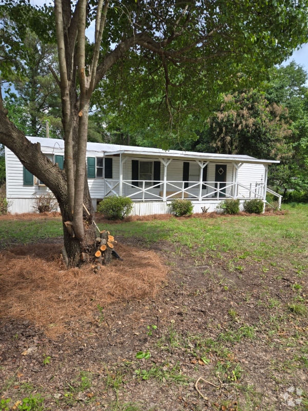 Building Photo - 144 Oaktree Ln Rental