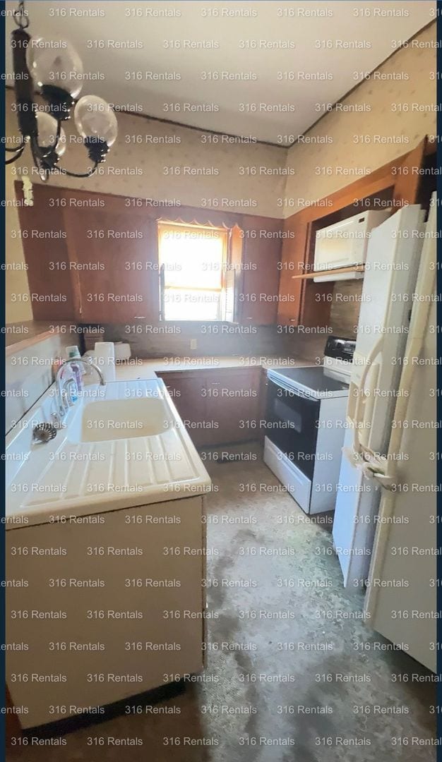 Photo - $950 - 4 bed 2 bath - Single Family Home