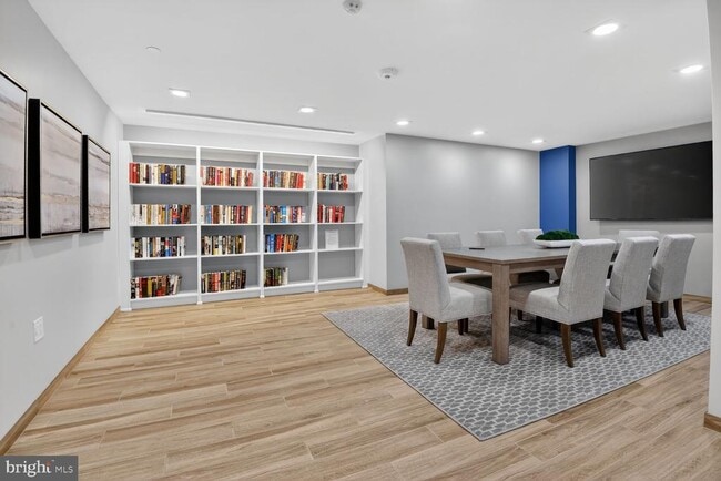 Photo - 1808 Old Meadow Rd