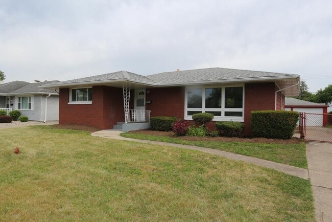 Photo - 3511 43rd Pl