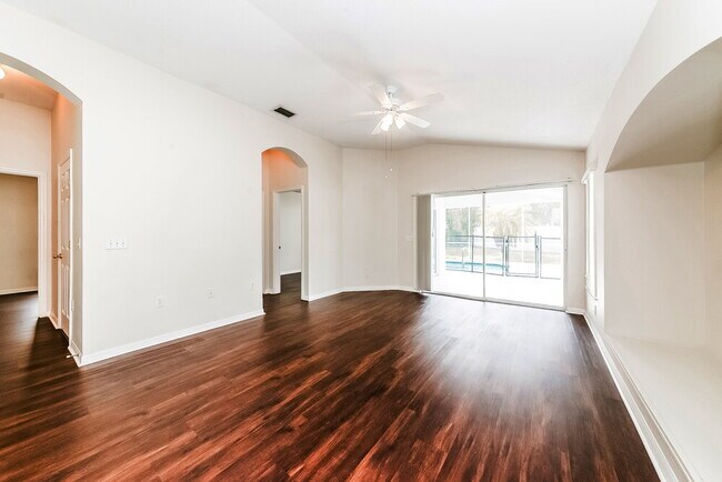 Photo - 12006 Popash Glen