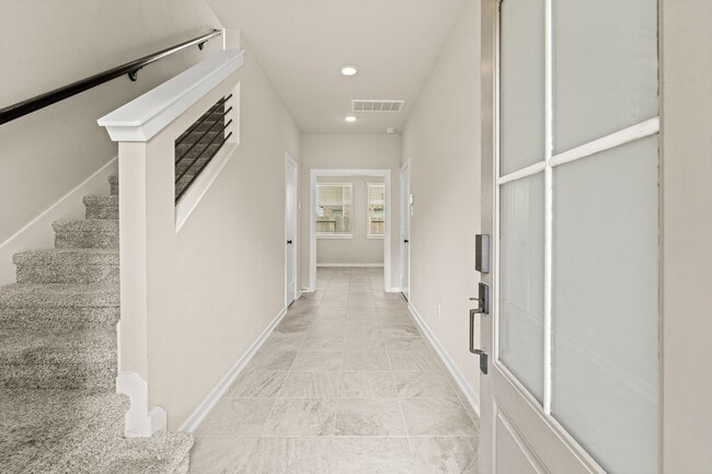 Photo - 23914 Sumac Blf Trl