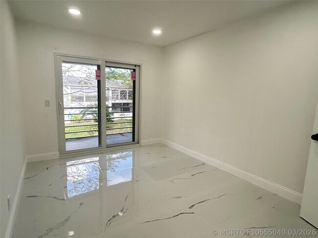 Photo - 115 Ventnor F