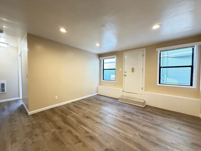 Photo - 1523 Broadway Unit 1523 Broadway  C
