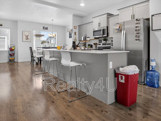 Photo - 1454 S 520 W