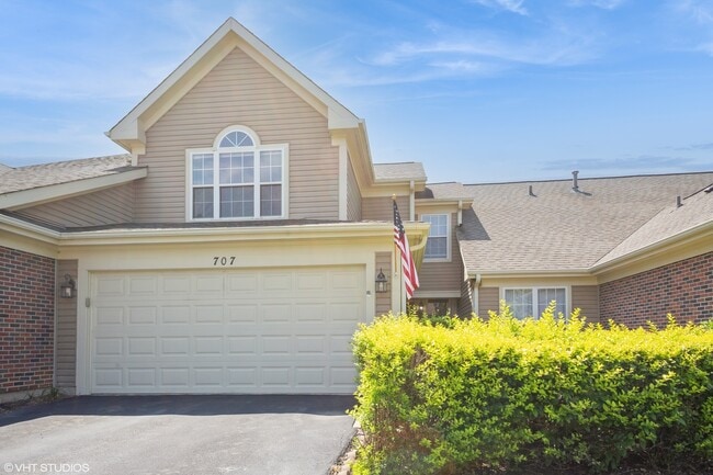 Photo - 707 Clover Hill Ct