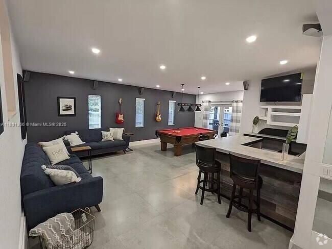 Building Photo - 1401 SW 15th St Rental
