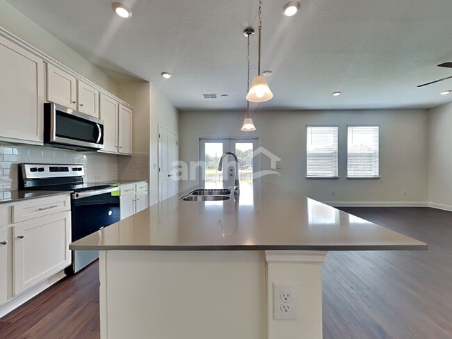 Photo - 27438 St Andrews Ave