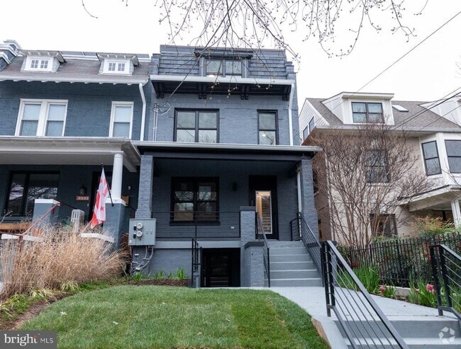 Building Photo - 1321 Shepherd St NW Rental