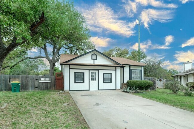 Photo - 1301 Black Cherry Dr