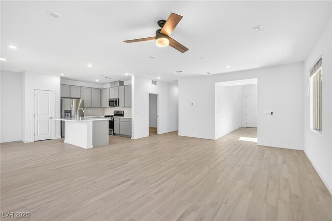 Photo - 88 Via Franello