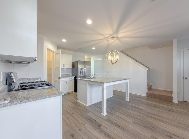 Photo - 2856 Blue Blossom Trail