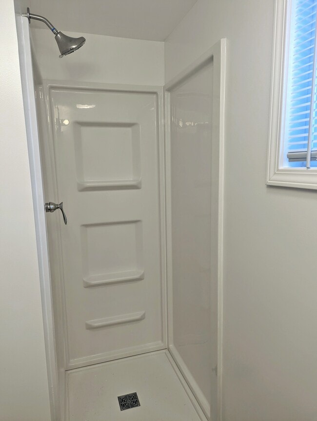 Photo - 868 S Huron Rd Unit Apt 2