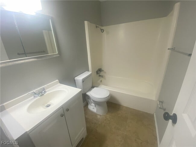 Photo - 12607 First St