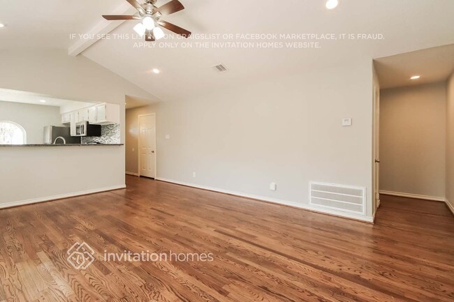 Photo - 1820 Eagle Dr