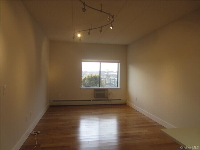 Photo - 123 Mamaroneck Ave Unit 111