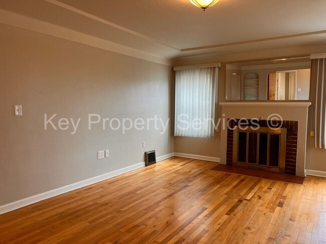 Photo - Charming Two Bedroom House near Downtown V...