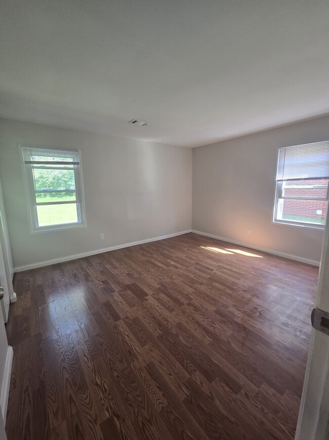 Photo - 996 Brookcrest Dr