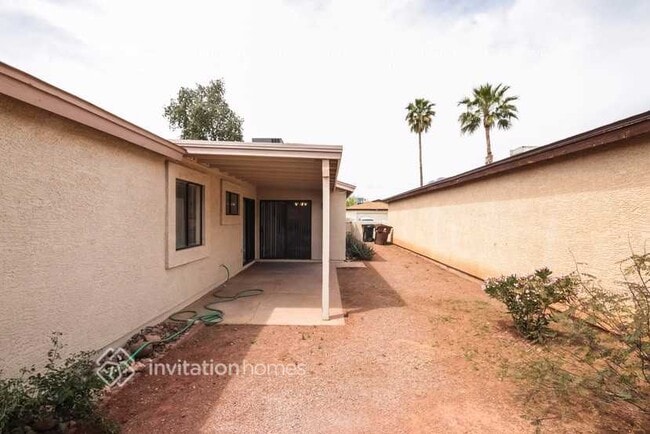 Photo - 11121 N 82nd Ln