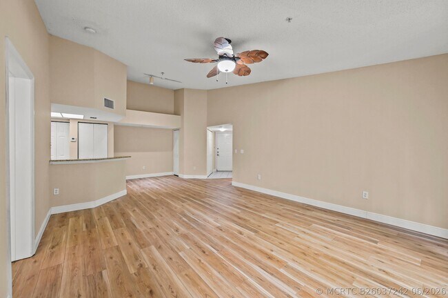 Photo - 1109 Crestwood Ct S Unit 1109