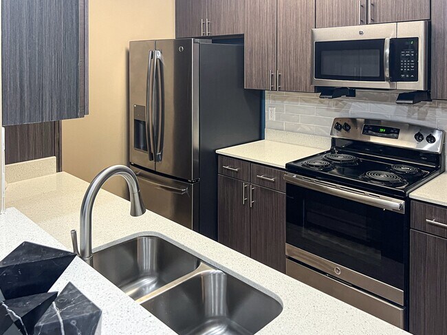 Canebrake Apartment Homes
