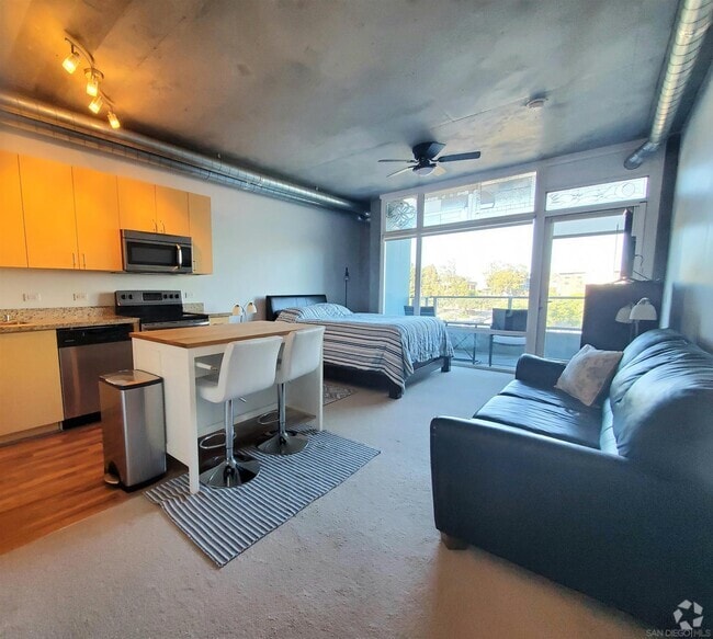 Building Photo - 1080 Park Blvd Unit 309 Rental