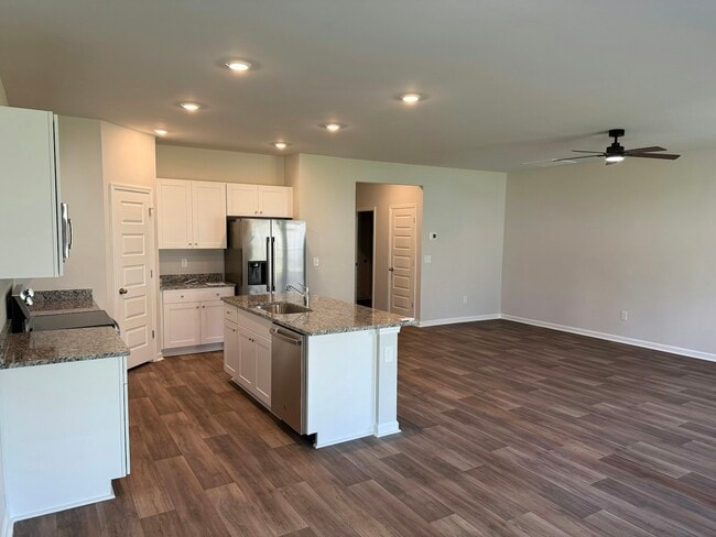 Photo - 1162 State Rd 1162